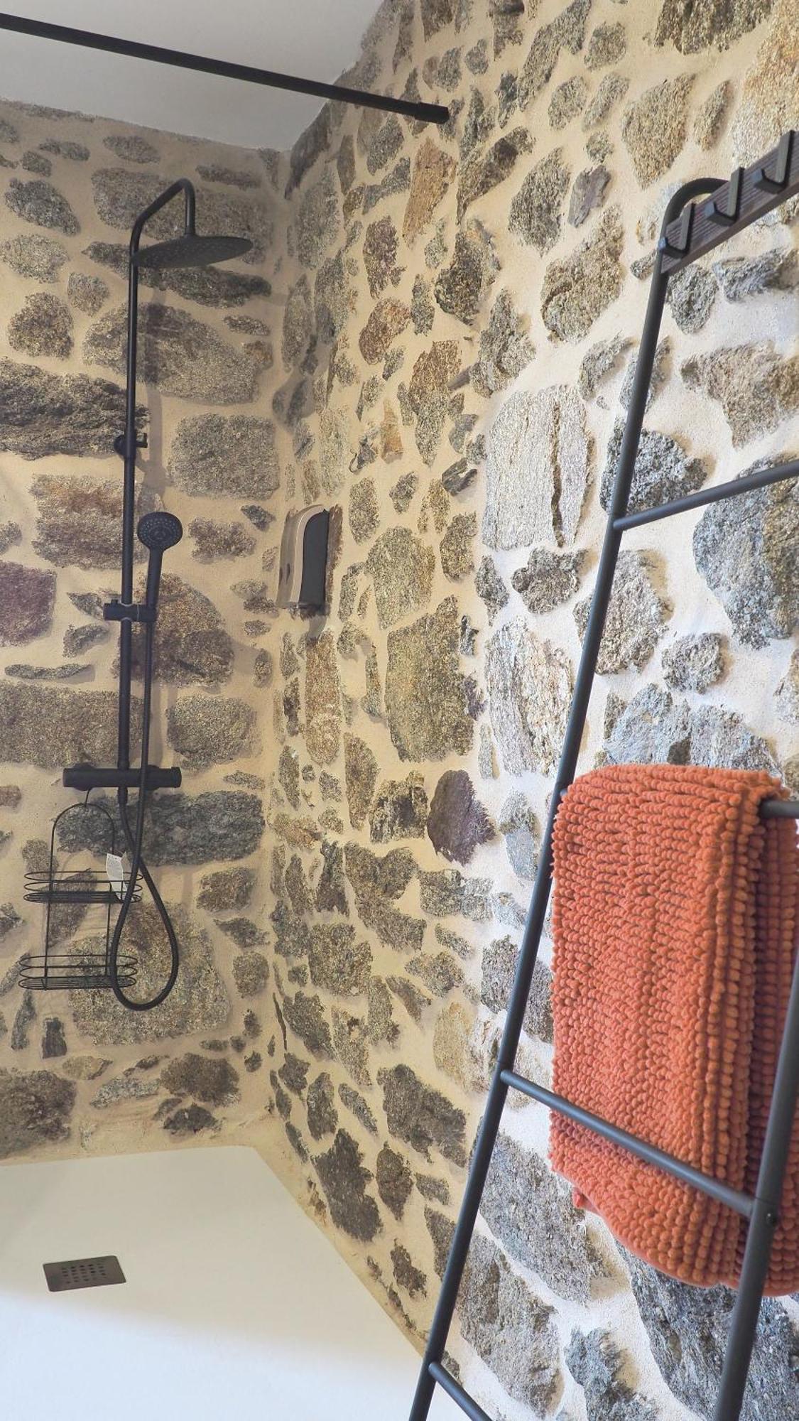Apartamentos Muralla Sacra Sober Zewnętrze zdjęcie
