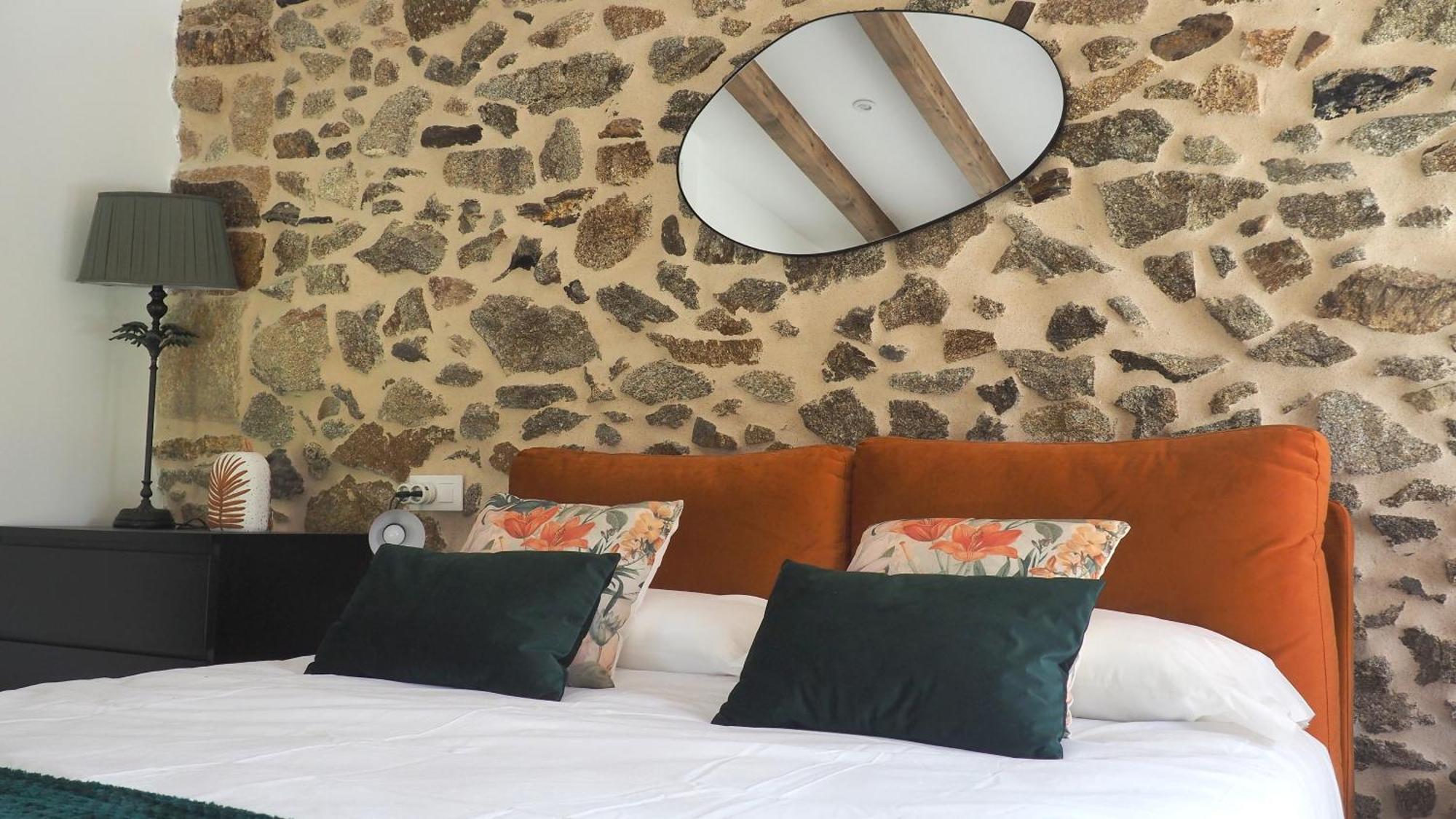 Apartamentos Muralla Sacra Sober Zewnętrze zdjęcie