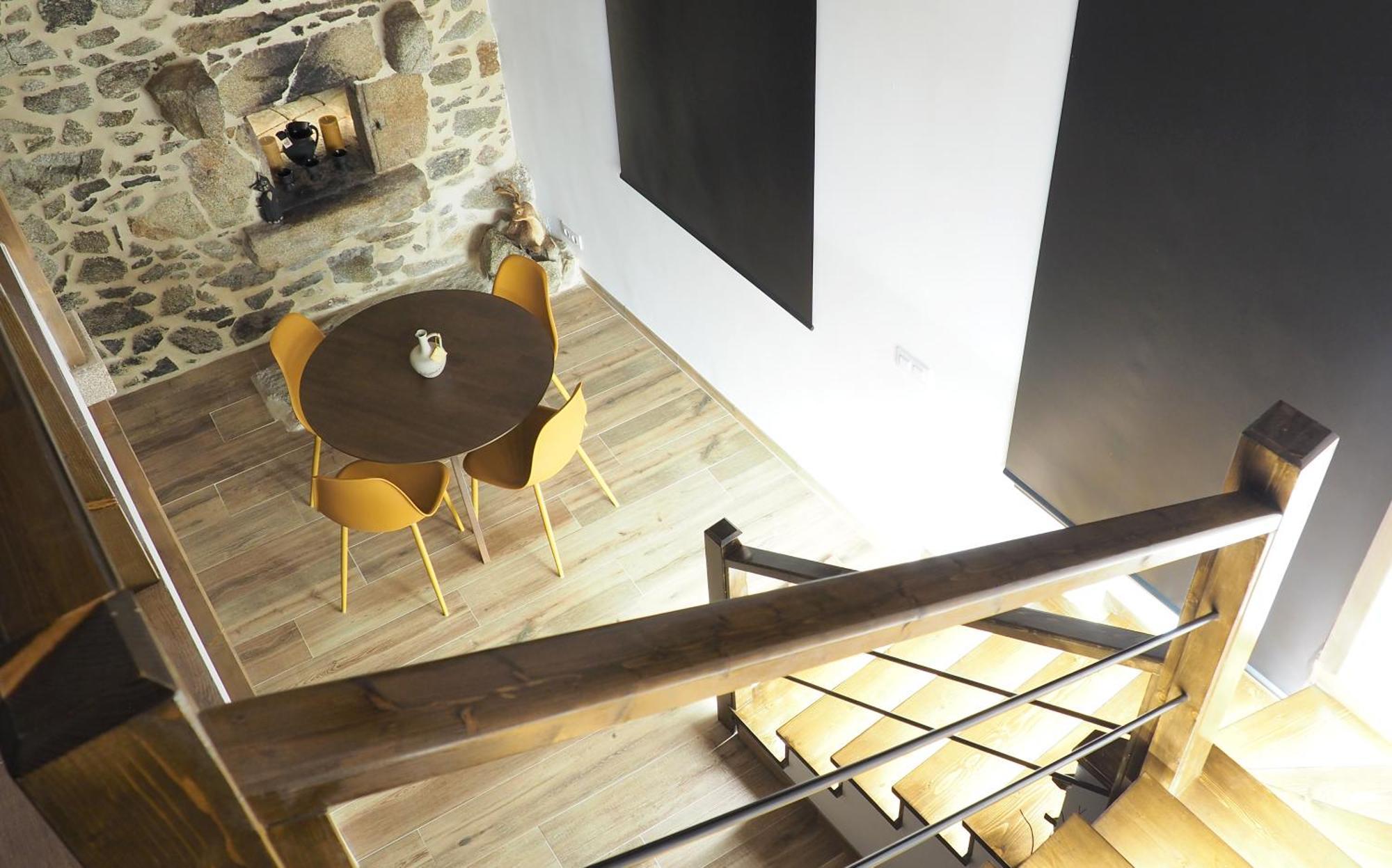 Apartamentos Muralla Sacra Sober Zewnętrze zdjęcie