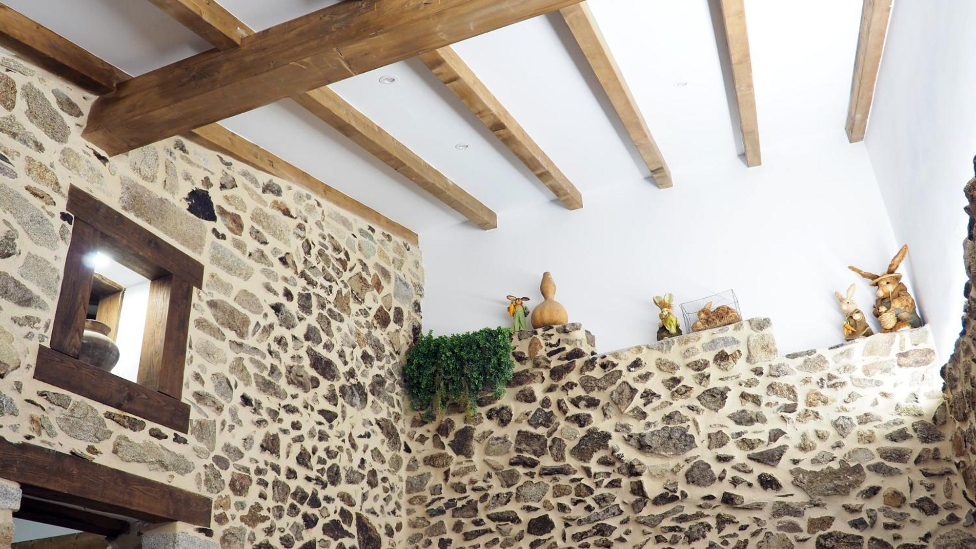 Apartamentos Muralla Sacra Sober Zewnętrze zdjęcie