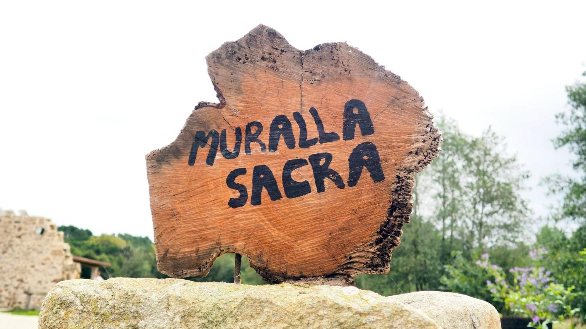 Apartamentos Muralla Sacra Sober Zewnętrze zdjęcie