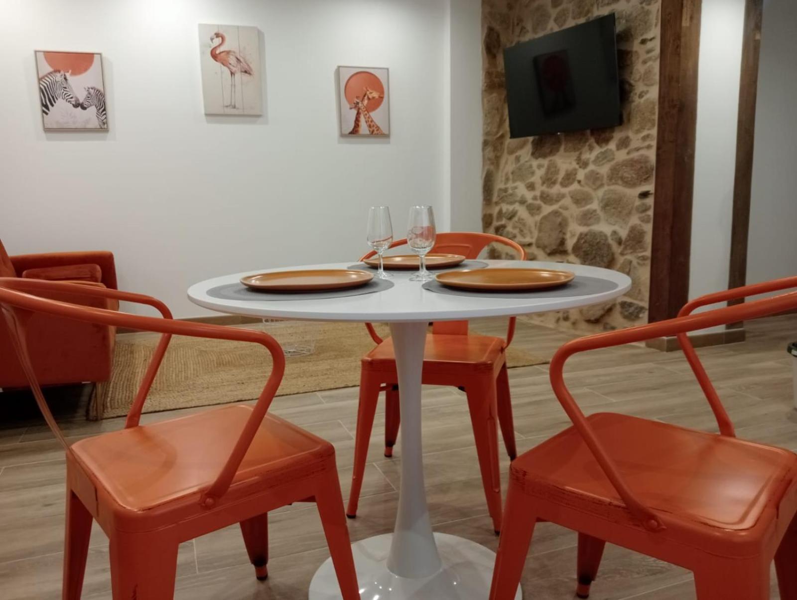 Apartamentos Muralla Sacra Sober Zewnętrze zdjęcie
