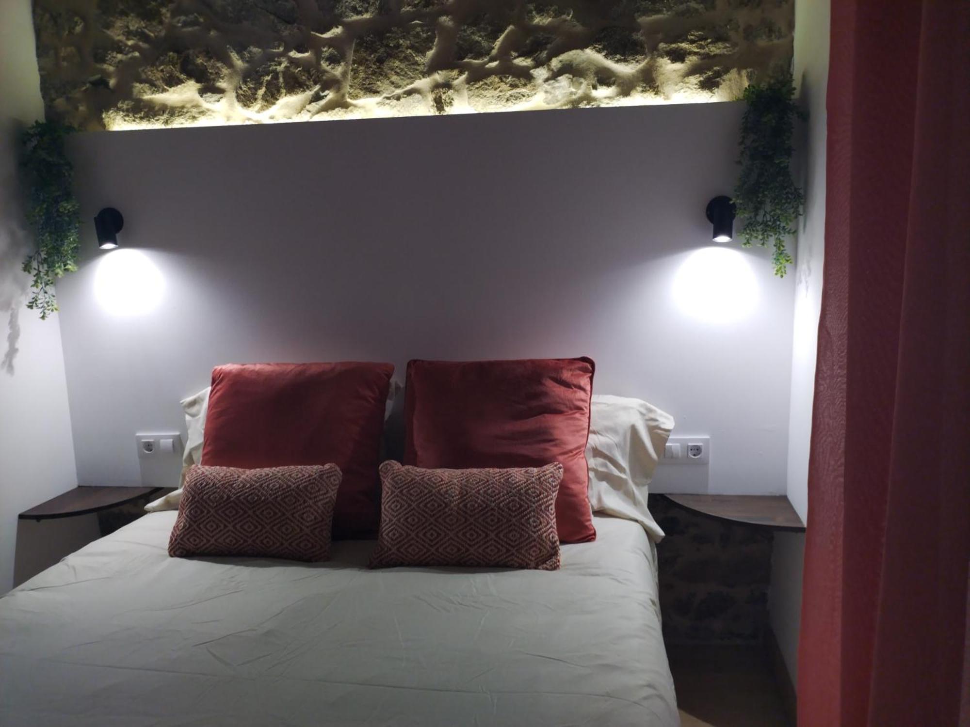 Apartamentos Muralla Sacra Sober Zewnętrze zdjęcie