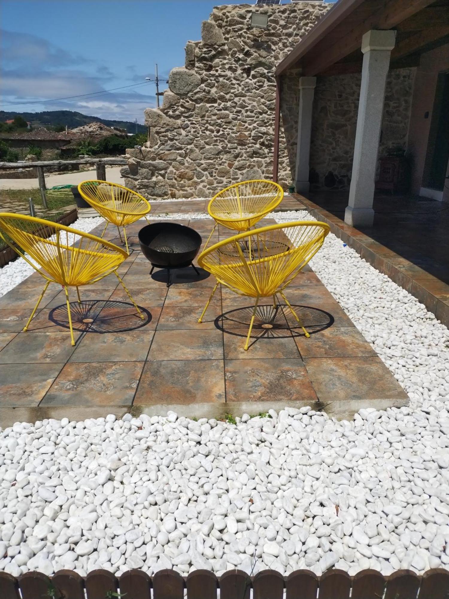Apartamentos Muralla Sacra Sober Zewnętrze zdjęcie